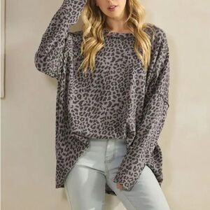 HEIMISH USA Gray Leopard Print Long Sleeve Oversized Top